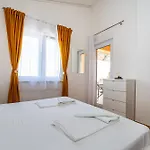 Prkacin 2 * Starigrad Paklenica