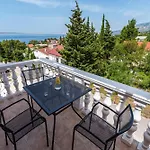 Prkacin 2 Starigrad Paklenica