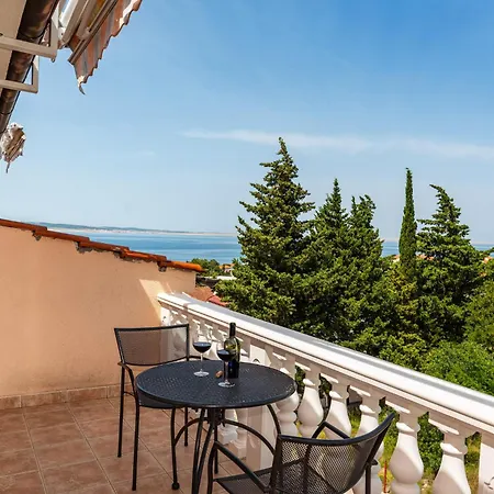 Prkacin 2 Starigrad Paklenica