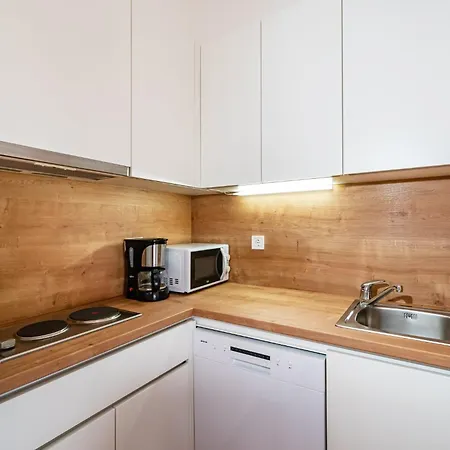 Prkacin 2 Apartment Starigrad Paklenica