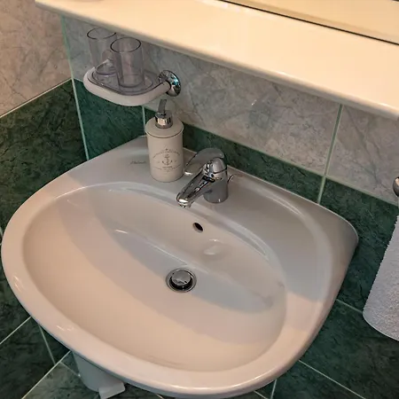 Apartment Prkacin 2 Starigrad Paklenica