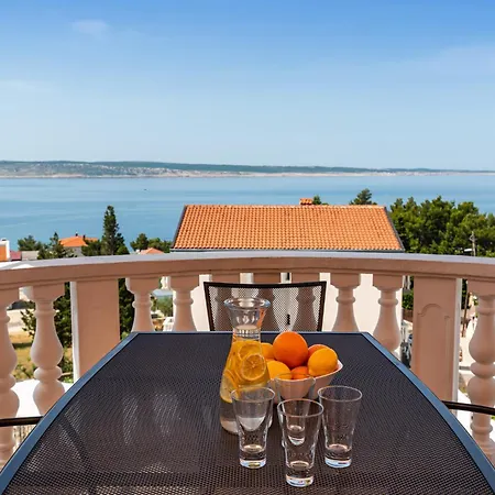 Prkacin 2 Apartment Starigrad Paklenica