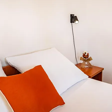 Prkacin 2 Starigrad Paklenica