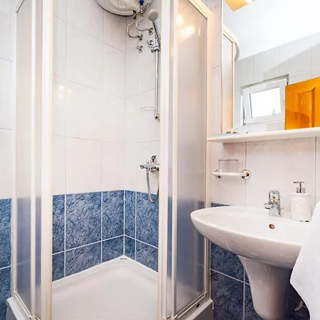 Lägenhet Prkacin 2 Starigrad Paklenica