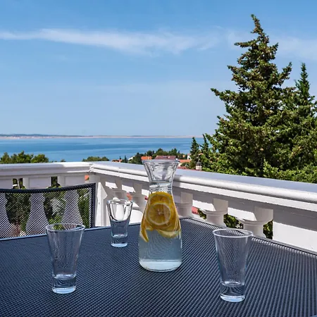 Lejlighed Prkacin 2 *