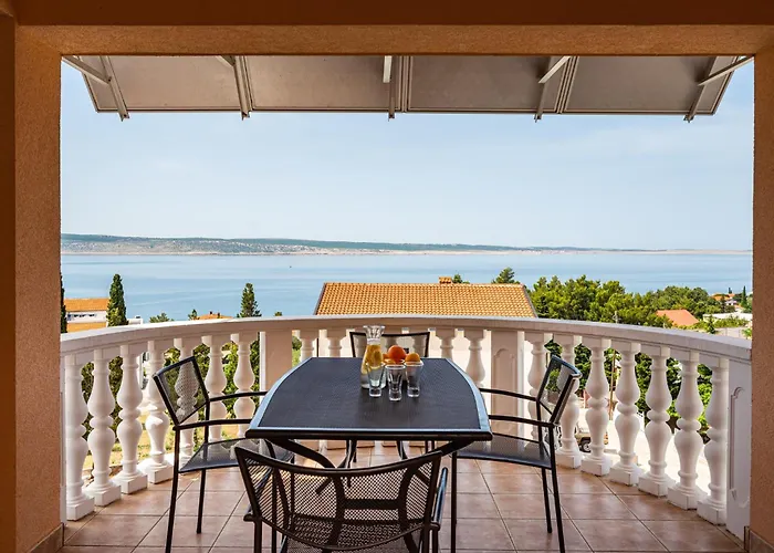 Prkacin 2 Apartman Starigrad Paklenica